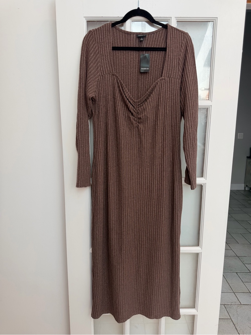 Torrid Chic Column Tea Length Dress Ribbed Midi Dress Taupe Plus Size 1X NWT - Picture 11 of 11